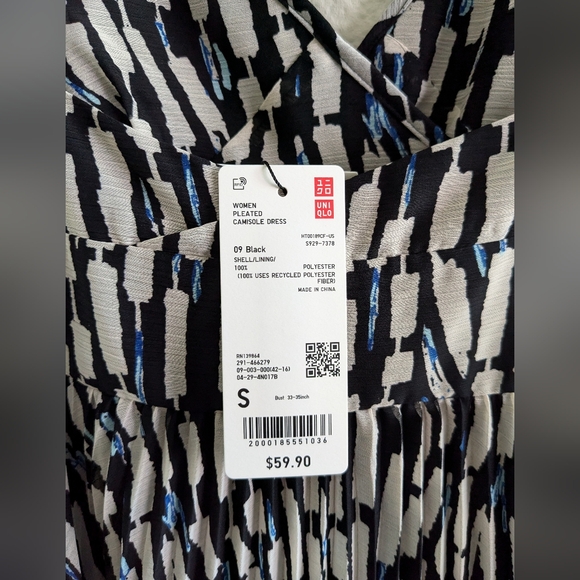 Uniqlo C Pleated Camisole Dress - Picture 5 of 5